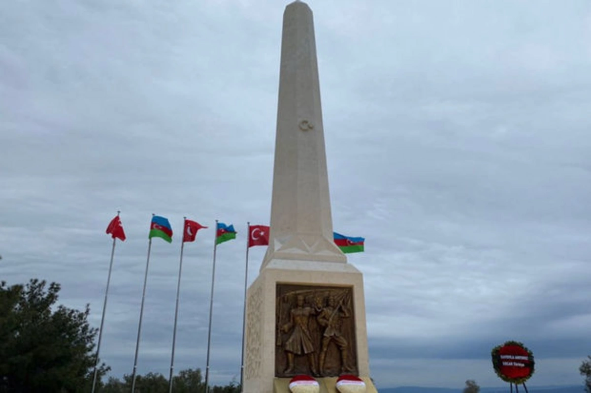 В Чанаггале установлен монумент в память об азербайджанских шехидах - ФОТО/ВИДЕО